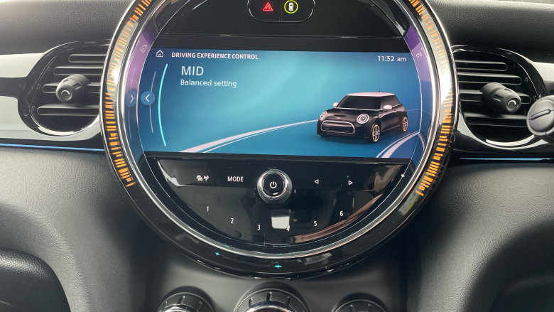 MINI Hatchback 135kW Cooper S Level 2 33kWh 3dr Auto Electric Hatchback